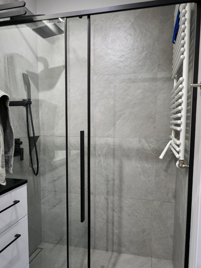 All You Need Apartment Гданск Екстериор снимка