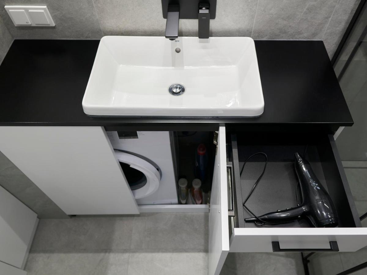 All You Need Apartment Гданск Екстериор снимка